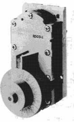 Robertshaw 2353-502 Diverting Relay, Positive Two-Position Snap-Acting, Adjustable Set Point, 4 to 20 psig (3.0 1.0 psig Differential)  | Blackhawk Supply
