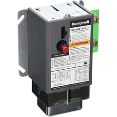 RESIDEO R8184M1051/U Burner Control Oil Relay Primary with 45 Second Lockout and Transformer for 4x4 Inch Junction Box or Direct Mount on Burner Housing | Blackhawk Supply