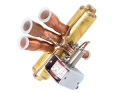 Lennox 72L28 4-5/8" x 4-7/8" x 3-5/8" V2 Series 4-Way Reversing Valve with 24V Coil 50/60 Hz" Sweat | Blackhawk Supply