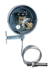 Dwyer DA-7035-153-3N Temperature switch | range 0-100°F (-50 to 0°C) | max. temp. 240°F (115°C) | min. deadband 25°F (14°C). | Blackhawk Supply