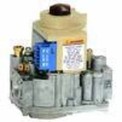 York S1-VR8204C1019 Gas Valve VR8204 Intermittent Pilot Dual Automatic Combination with Step Opening 1/2 x 1/2 Inch 1/4 Inch Compression 0-175 Degrees Fahrenheit  | Blackhawk Supply