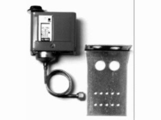 Johnson Controls P70AA-5C SPST PRESSURE CONTROL; 20"/100# DIFF ADJ 7/50# AMMONIA SERVICE  | Blackhawk Supply