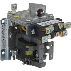 Square D 9050AO10DV02 Pneumatic Timing Relay, 15A, SPDT, off delay, 0.1 to 60 seconds, 110/120 VAC 50/60 Hz coil, open  | Blackhawk Supply