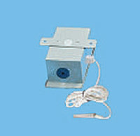 TE-213Z-E-E-2-1-B-2 | 0-5VDC | 40-140F | Remote Probe or Strap On Temperature Sensor | 24VDC Powered | Galvanized Housing | Mamac