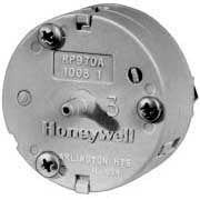 RP970A1008 | Relay: Pneumatic Capacity Control, Capacity Relay, 0 to 18 psi | Honeywell