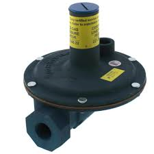 MAXITROL 325-5BL 1/2" Imblue Technology Ansi Z21.80 Certified Line Regulator To 2 Psi 7-11" W.c.  | Blackhawk Supply