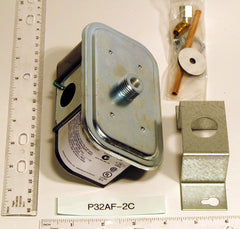 Johnson Controls P32AF-2C SENSITIVE DIFF PRES CTL; DIFF AIR PRESSURE SWITCH; SPDT; .05/5"WC; .025 SENS ADJ S.P.; W/SCALE;"U"BR  | Blackhawk Supply